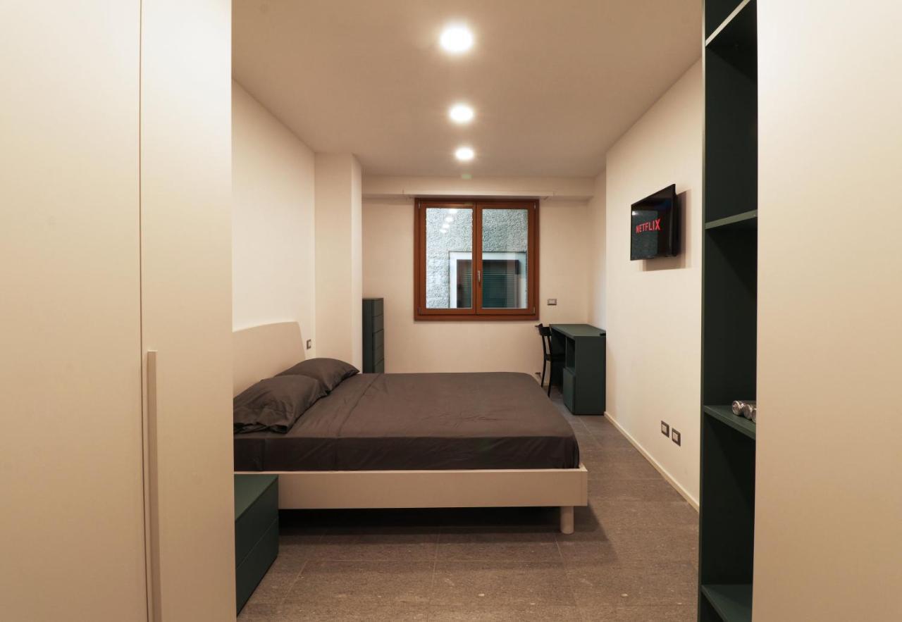Hosting Studio - 2 Sondrio Exterior photo